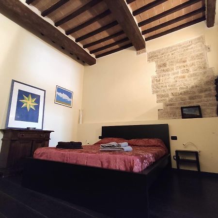 Grillotti Apartment Todi Exterior foto